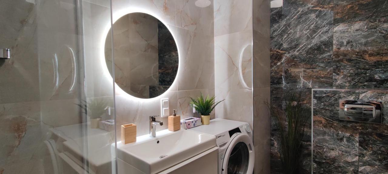 Zebra Apartment วรอตซวาฟ ภายนอก รูปภาพ